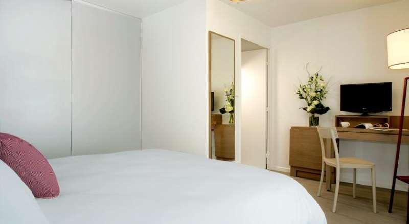 Terres De France - Appart'Hotel Quimper Bretagne Zimmer foto
